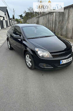 Хэтчбек Opel Astra GTC 2007 в 