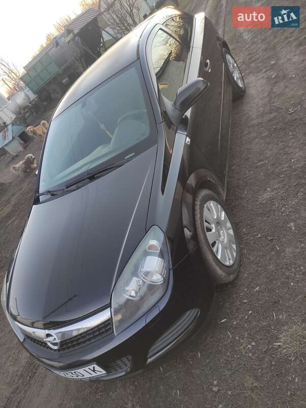 Хетчбек Opel Astra GTC 2009 в Жашківу