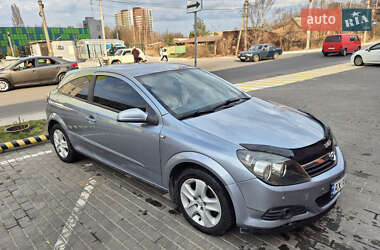 Хетчбек Opel Astra GTC 2006 в 