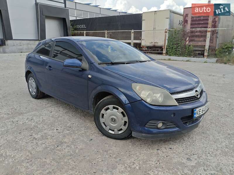 Хетчбек Opel Astra GTC 2008 в Дніпрі