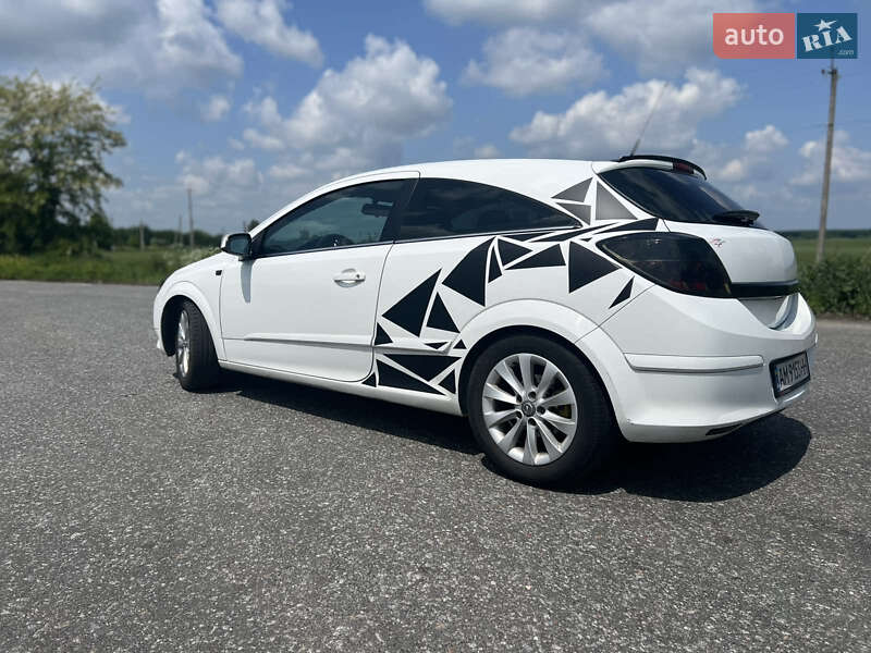 Хэтчбек Opel Astra GTC 2009 в Бердичеве