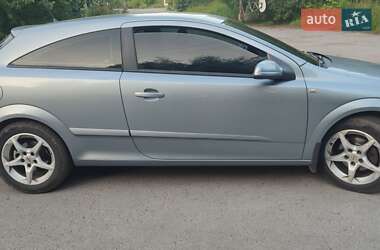 Хэтчбек Opel Astra GTC 2006 в 