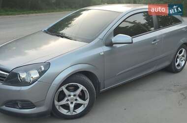 Хэтчбек Opel Astra GTC 2006 в 