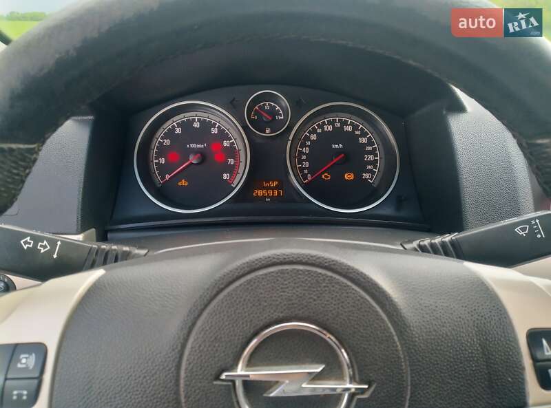Хэтчбек Opel Astra GTC 2008 в Харькове