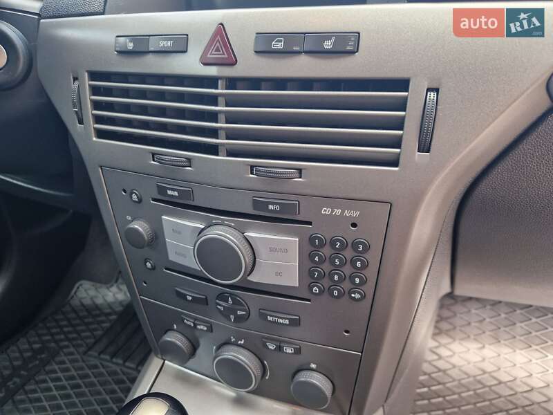 Хетчбек Opel Astra GTC 2006 в Тернополі