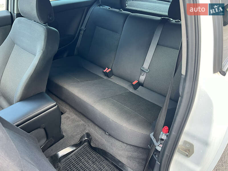 Хэтчбек Opel Astra GTC 2009 в Черкассах