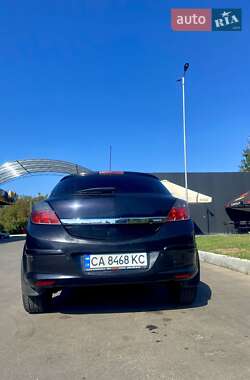 Хэтчбек Opel Astra GTC 2007 в 