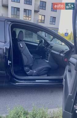 Хэтчбек Opel Astra GTC 2007 в 