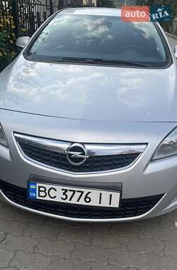 Хэтчбек Opel Astra GTC 2009 в Стрые