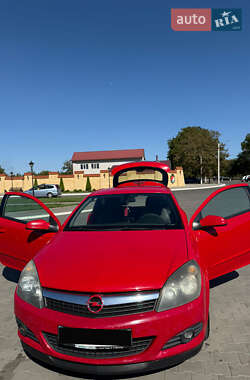 Хэтчбек Opel Astra GTC 2008 в 