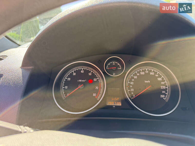 Хэтчбек Opel Astra GTC 2008 в Измаиле