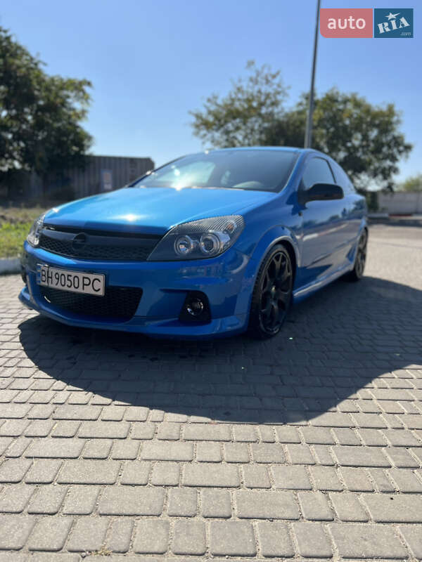 Хэтчбек Opel Astra GTC 2006 в Одессе
