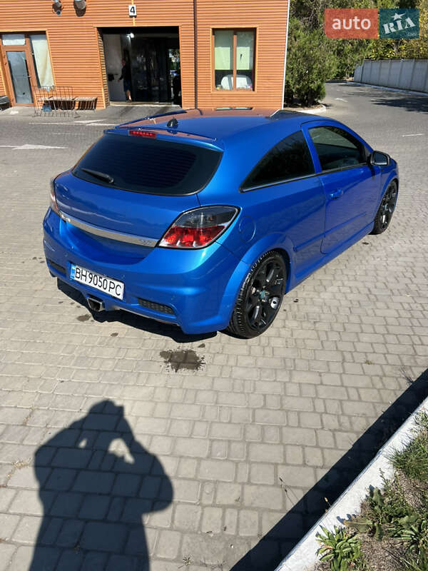 Хэтчбек Opel Astra GTC 2006 в Одессе