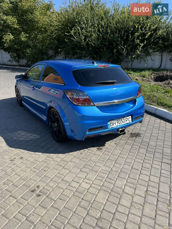 Хэтчбек Opel Astra GTC 2006 в Одессе