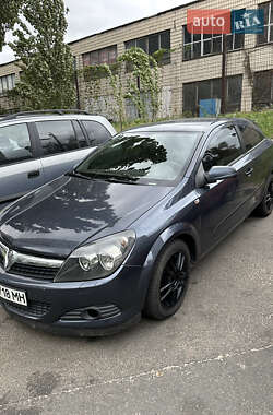 Хэтчбек Opel Astra GTC 2007 в Киеве