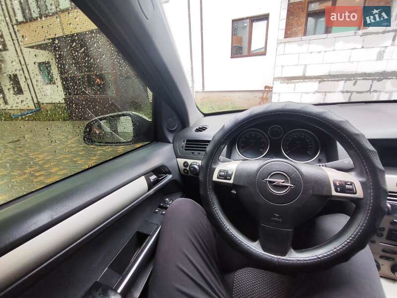 Хетчбек Opel Astra GTC 2007 в Вінниці