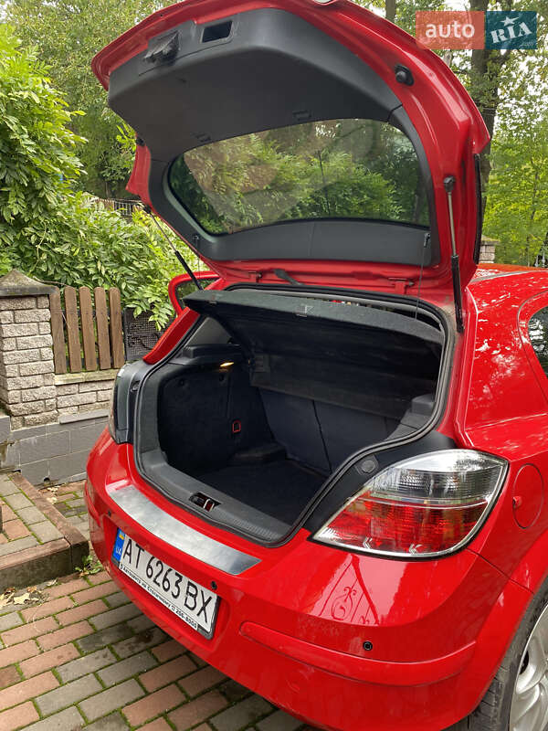 Хетчбек Opel Astra GTC 2013 в Калуші