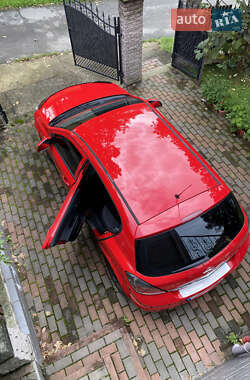 Хетчбек Opel Astra GTC 2013 в 
