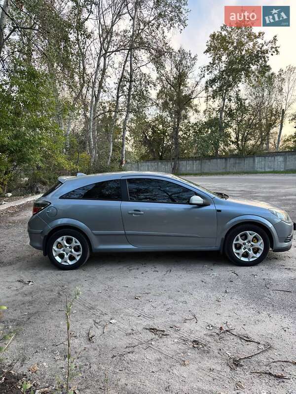 Хэтчбек Opel Astra GTC 2007 в Запорожье