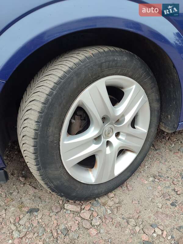 Хэтчбек Opel Astra GTC 2008 в Гребенке фото 28 Хэтчбек Opel Astra GTC 2008 в Гребенке