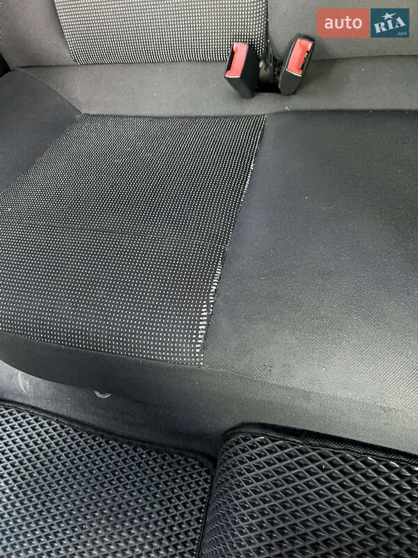 Хетчбек Opel Astra GTC 2005 в Хмельницькому