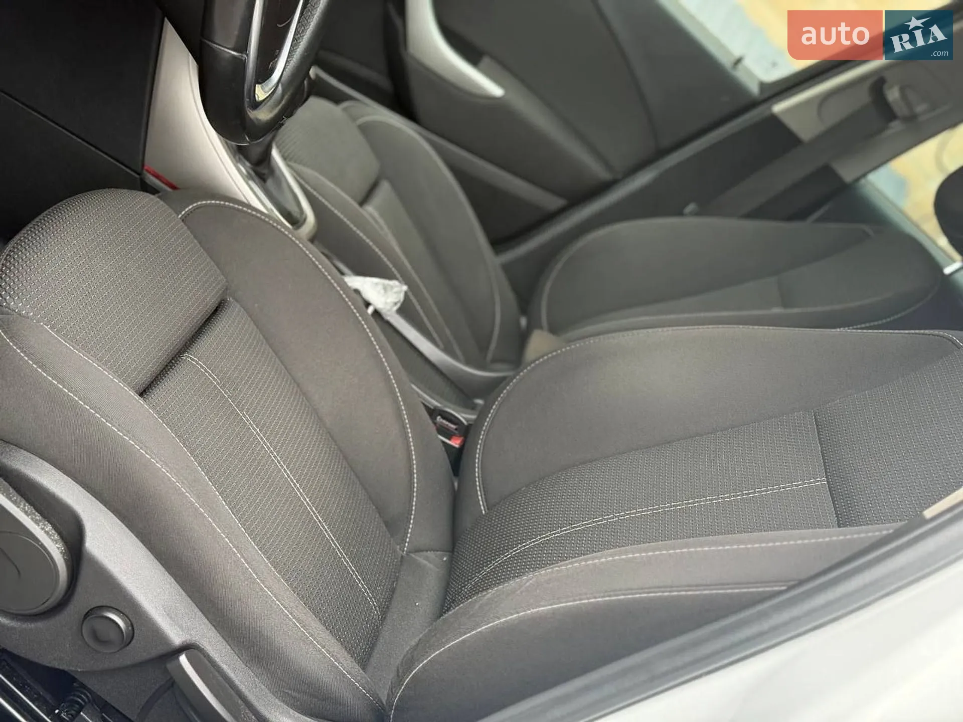 2011 Opel Astra - мініатюра 7