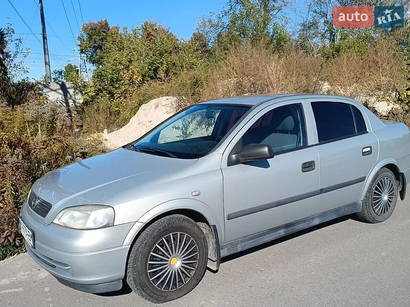 Opel Astra GTC 2006