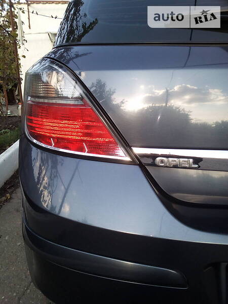 Opel Astra H
