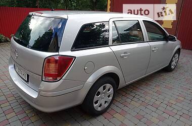 Универсал Opel Astra H 2009 в Коломые