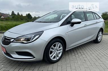 Унiверсал Opel Astra K 2018 в Львові