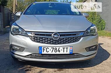 Унiверсал Opel Astra K 2019 в Нововолинську
