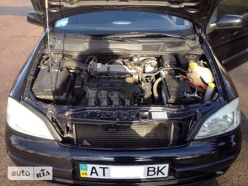 Седан Opel Astra 2006 в Калуше