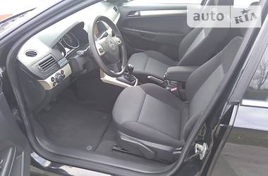 Универсал Opel Astra 2007 в Ровно