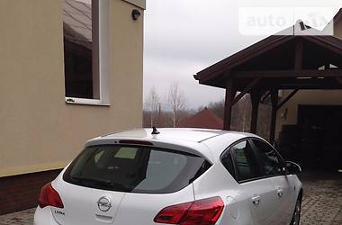 Хэтчбек Opel Astra 2010 в Калуше