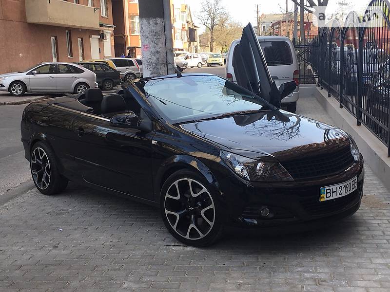 Кабриолет Opel Astra 2007 в 
