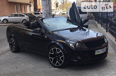 Кабриолет Opel Astra 2007 в 