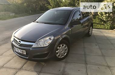 Хэтчбек Opel Astra 2007 в Виннице