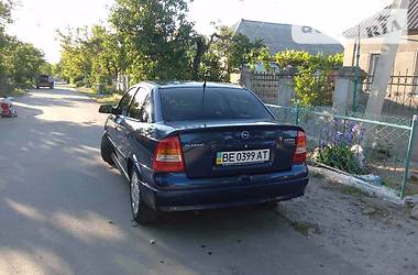 Седан Opel Astra 2005 в Николаеве