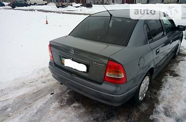 Седан Opel Astra 2006 в Черкассах