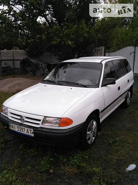 Универсал Opel Astra 1993 в Володарке