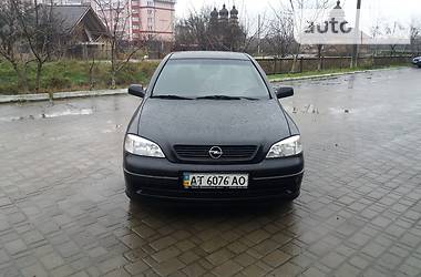 Седан Opel Astra 2008 в Ивано-Франковске