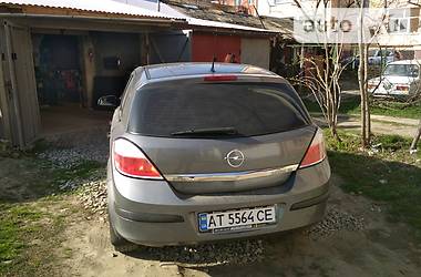 Хетчбек Opel Astra 2006 в Коломиї