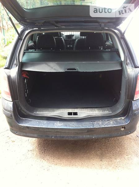 Універсал Opel Astra 2007 в Олевську