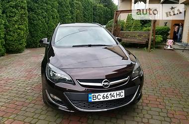 Универсал Opel Astra 2014 в Стрые