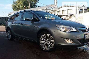  Opel Astra 2011 в Луцке