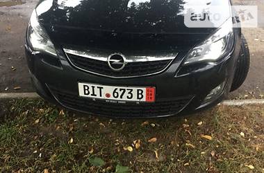 Хэтчбек Opel Astra 2012 в Ивано-Франковске