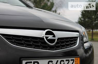 Универсал Opel Astra 2012 в Дрогобыче