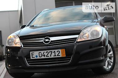 Универсал Opel Astra 2009 в Дрогобыче