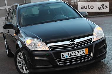 Универсал Opel Astra 2009 в Дрогобыче