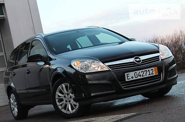 Универсал Opel Astra 2009 в Дрогобыче